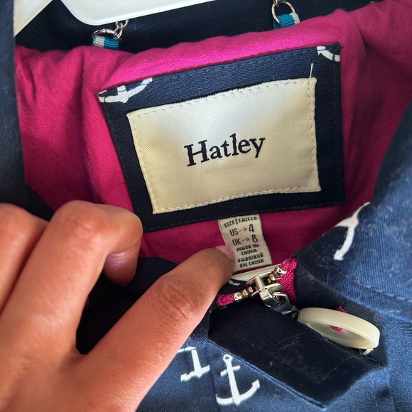 HATLEY- like-new rain jacket - Picture 3 of 3